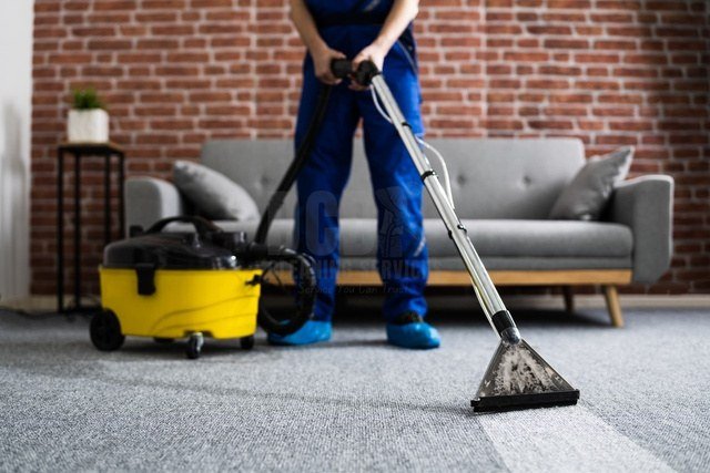 Sofa Deep Cleaning Services