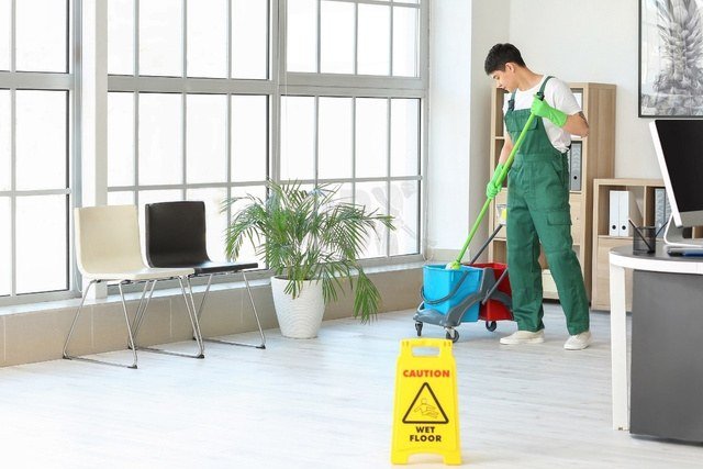 Office deep cleaning services